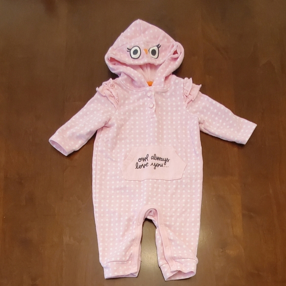 Outfit - Picture 2 of 6